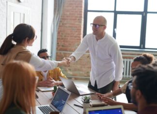 Jak napisać ogłoszenie o pracę? Przykłady Jak napisać ogłoszenie o pracę? Przykłady